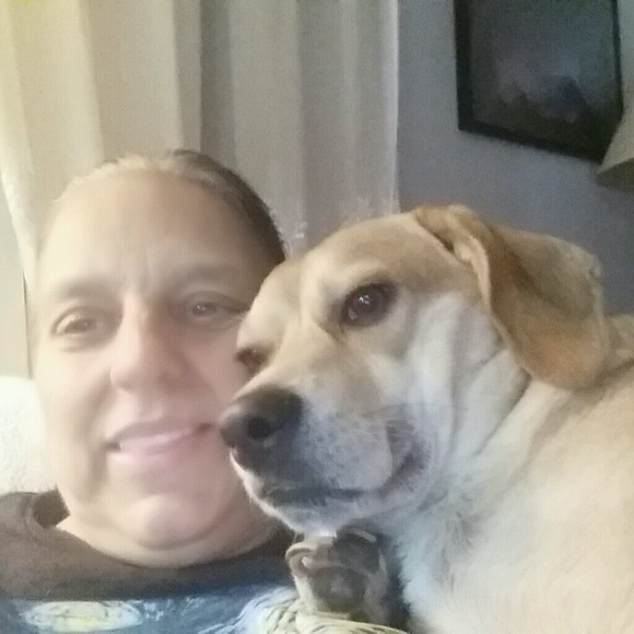 Meet your Posher, Allison - Picture 1 of 1